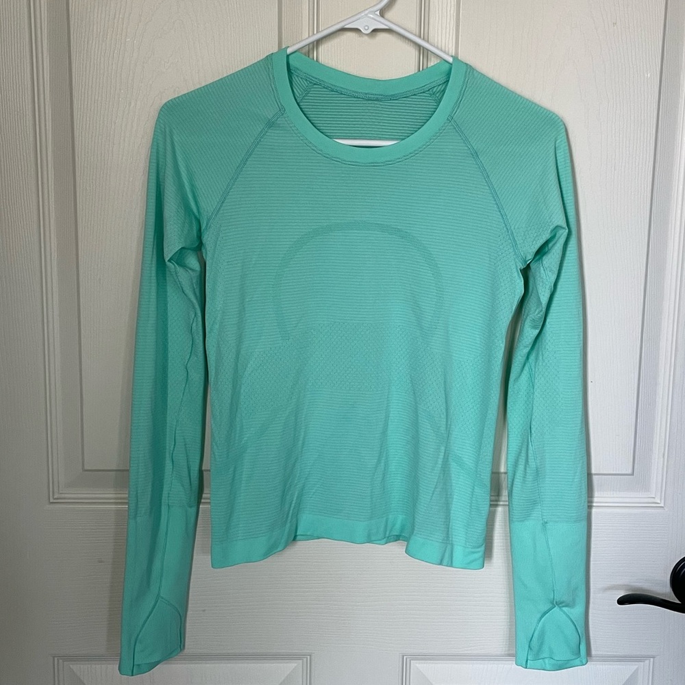 Lululemon Swiftly Tech Long Sleeve Shirt 2.0 Race Length